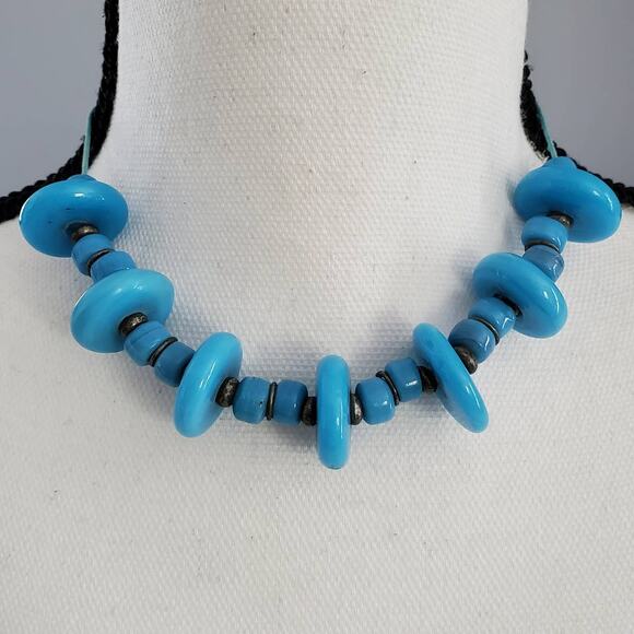 Vintage Turquoise Stringed Glass Bead Disc Necklace - Picture 2 of 6